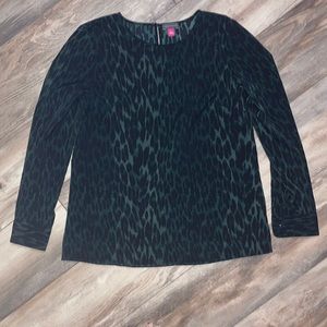 Vince Camuto Green & Black Animal Print Top